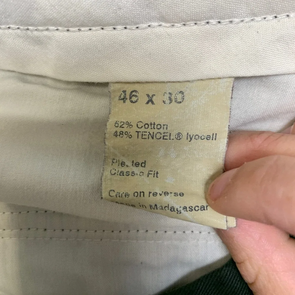 Dockers Pants Mens 46x30 Charcoal Gray Cotton Classic Fit Pleated Slash Pockets